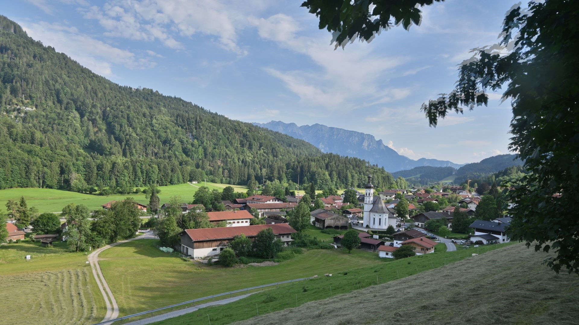 Archiv Foto Webcam Sachrang-Blick über Bergsteigerdorf