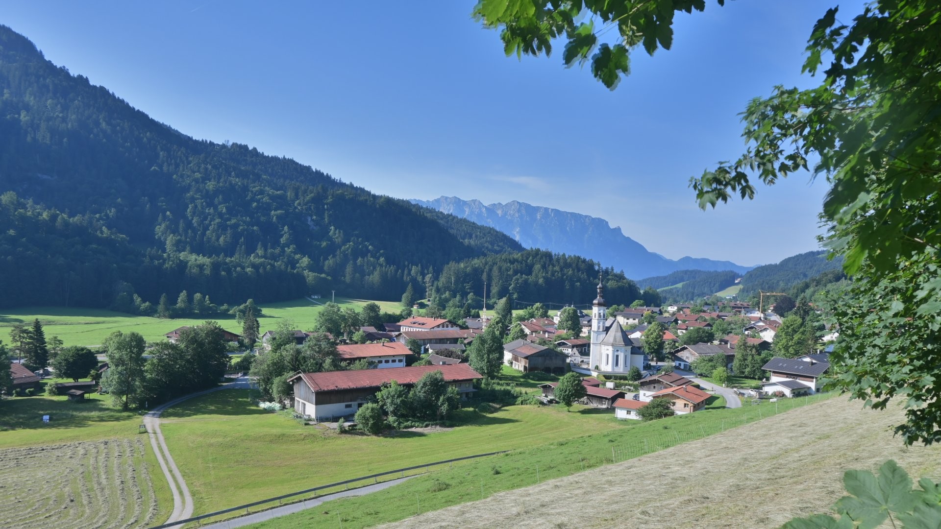 Archiv Foto Webcam Sachrang-Blick über Bergsteigerdorf