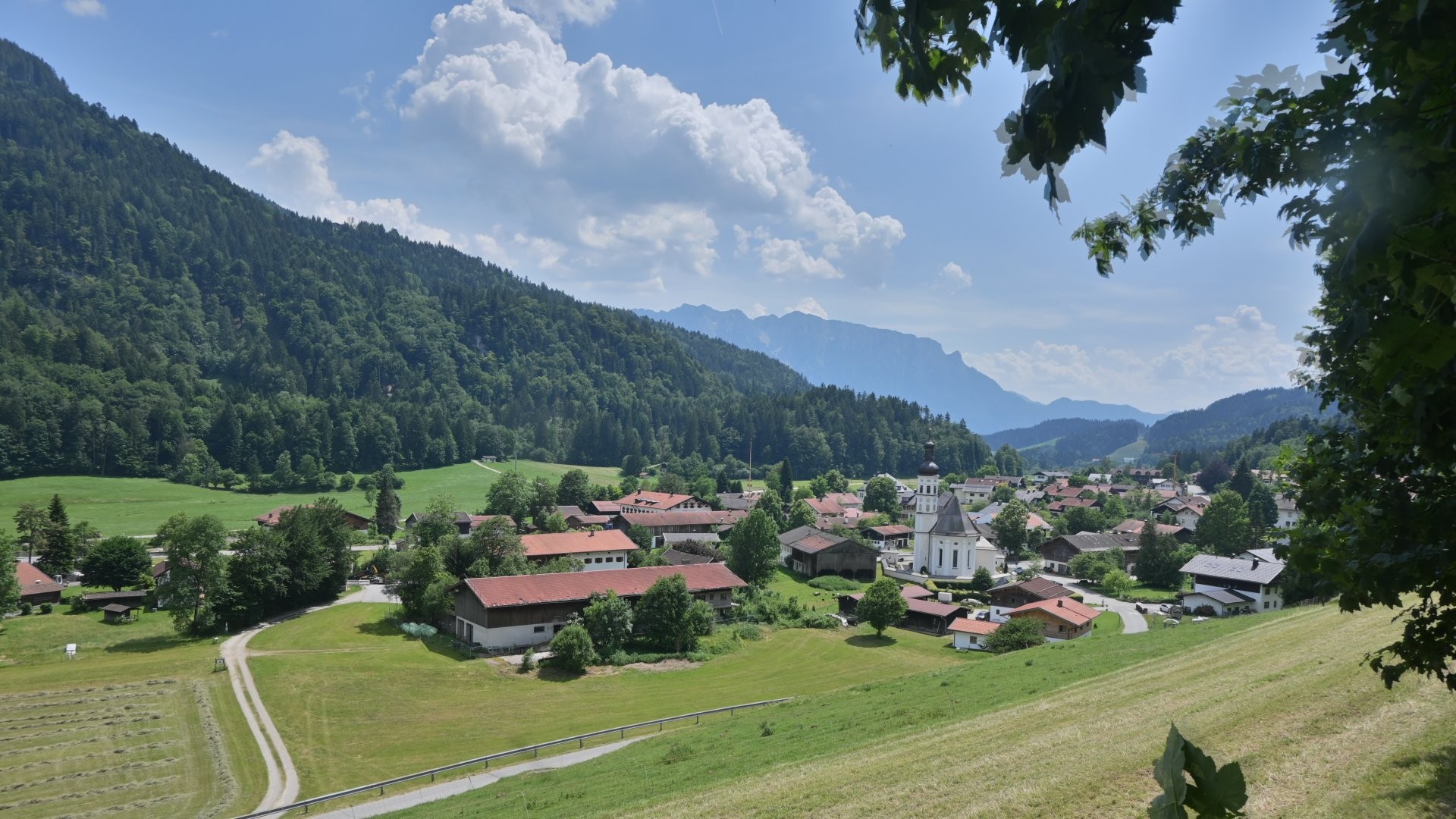 Archiv Foto Webcam Sachrang-Blick über Bergsteigerdorf