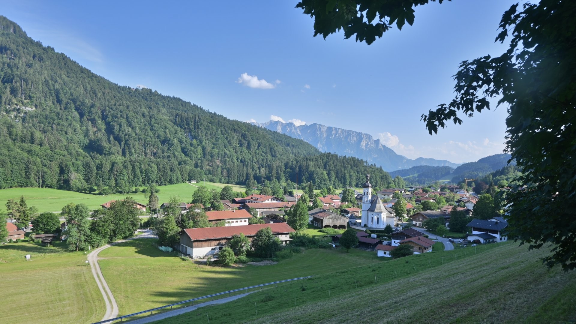 Archiv Foto Webcam Sachrang-Blick über Bergsteigerdorf