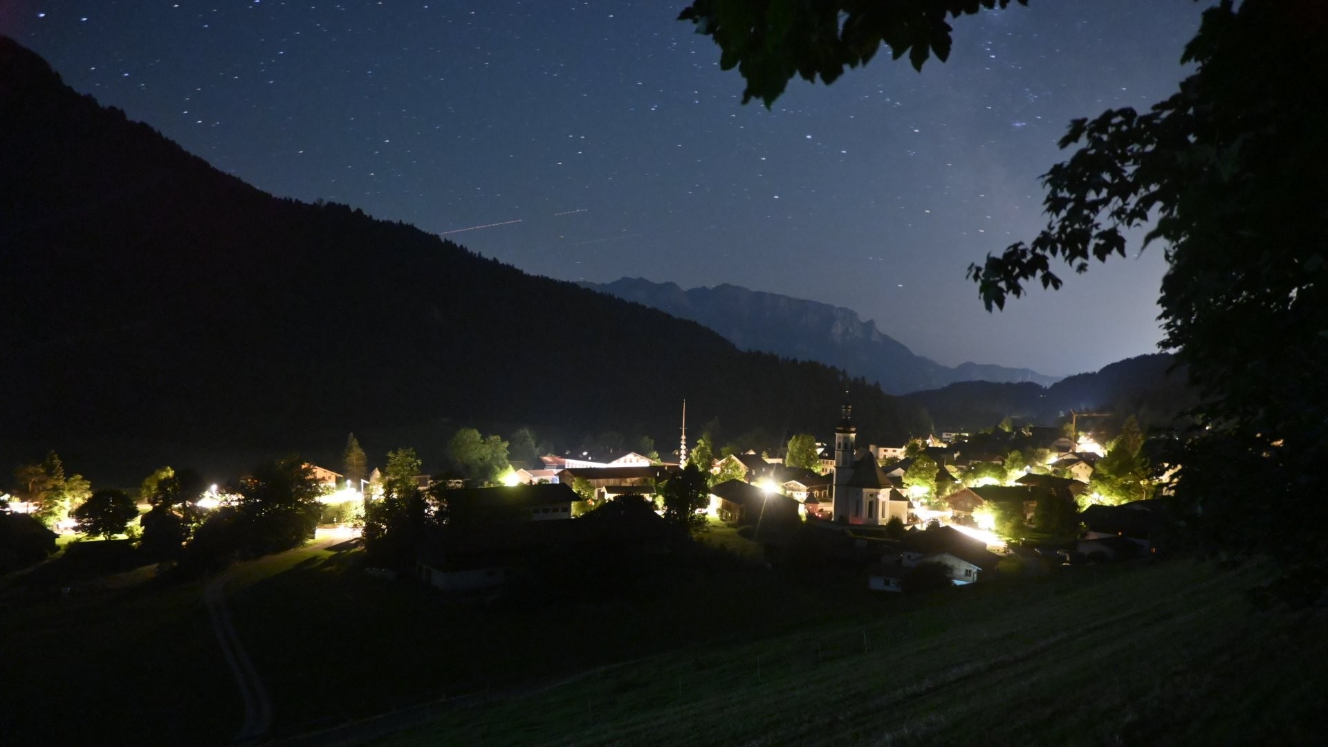Archiv Foto Webcam Sachrang-Blick über Bergsteigerdorf