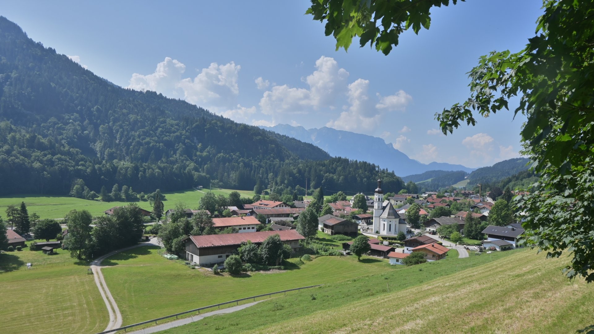 Archiv Foto Webcam Sachrang-Blick über Bergsteigerdorf