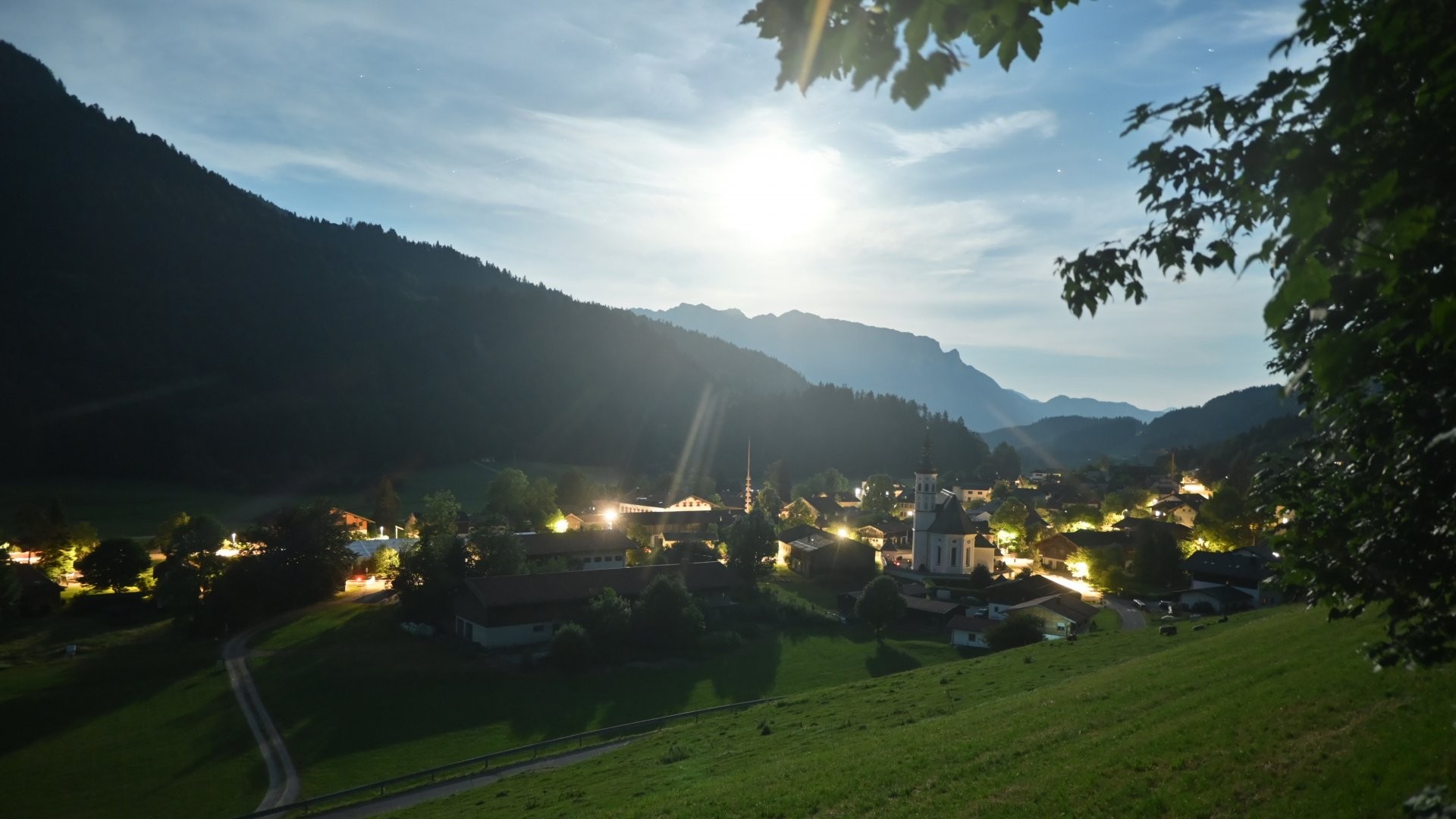 Archiv Foto Webcam Sachrang-Blick über Bergsteigerdorf