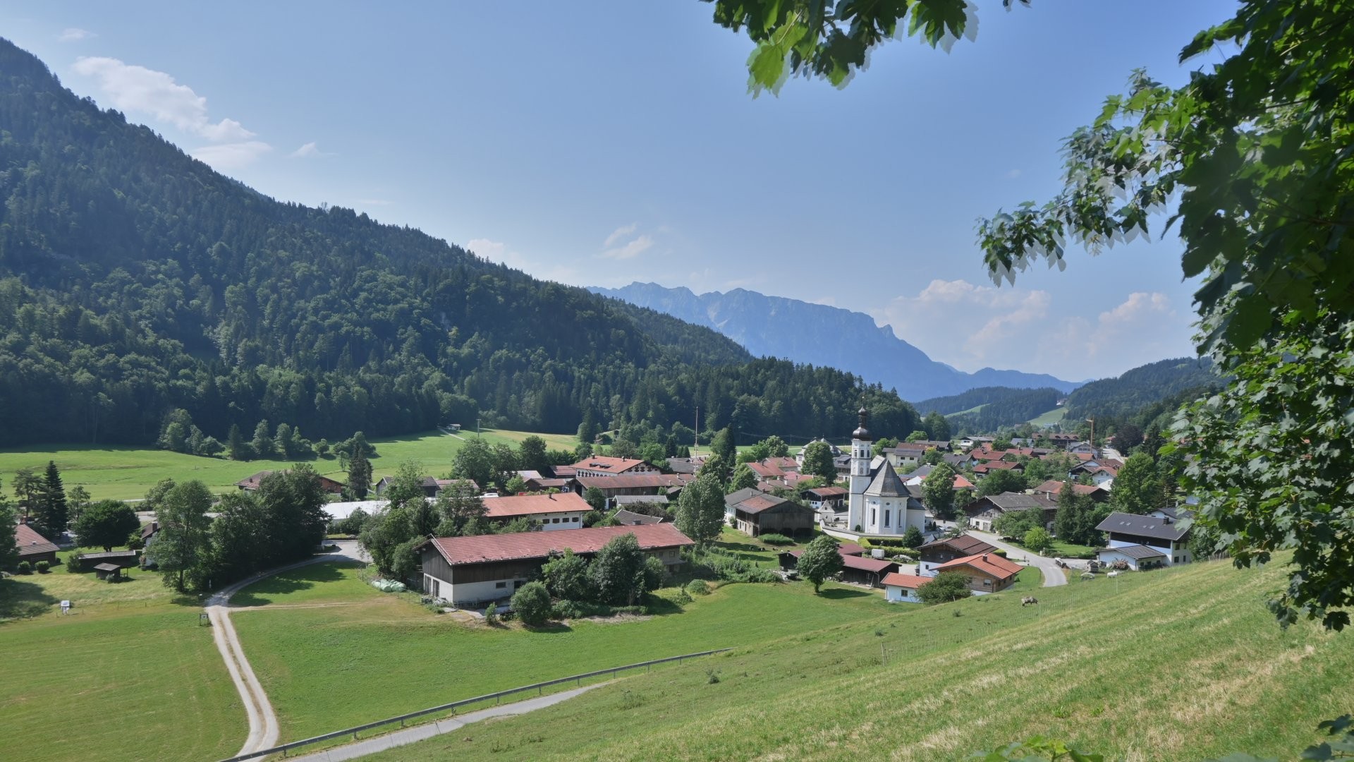 Archiv Foto Webcam Sachrang-Blick über Bergsteigerdorf