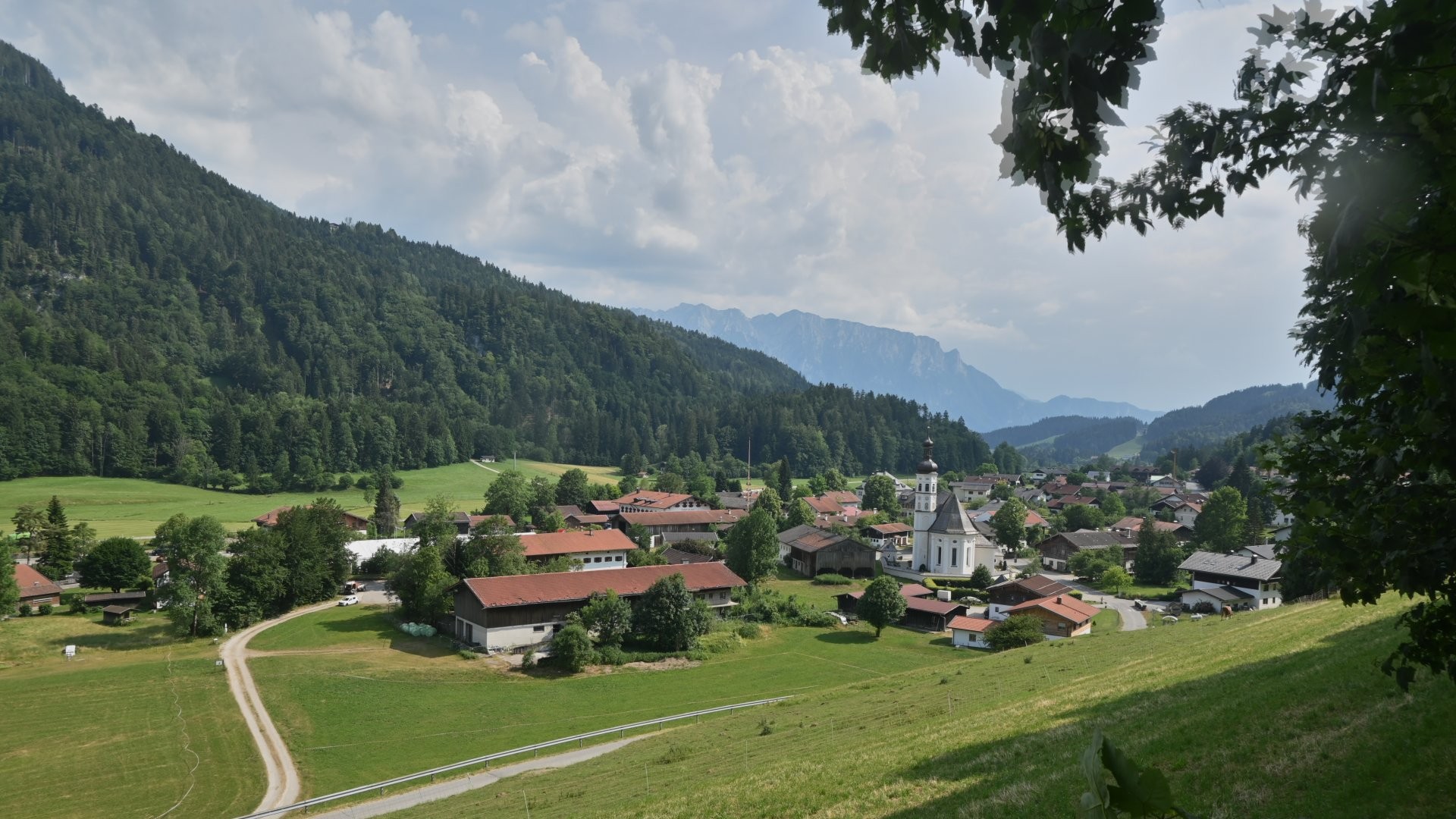 Archiv Foto Webcam Sachrang-Blick über Bergsteigerdorf