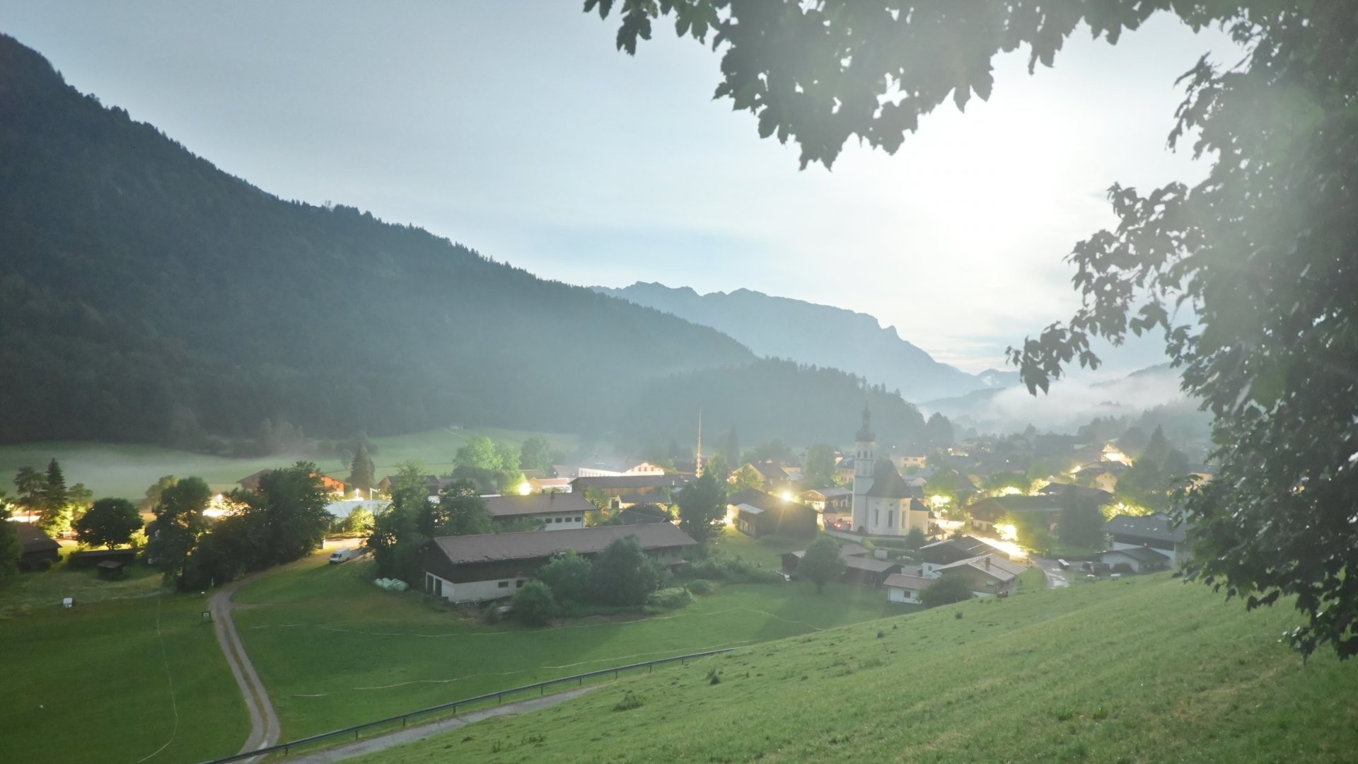 Archiv Foto Webcam Sachrang-Blick über Bergsteigerdorf