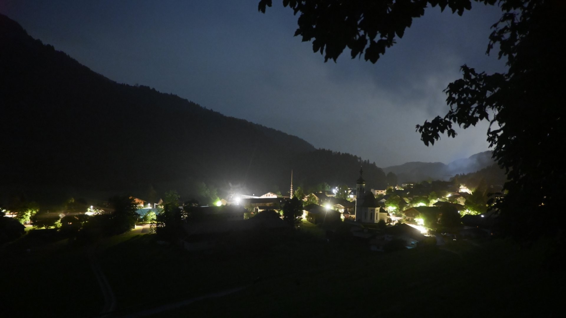Archiv Foto Webcam Sachrang-Blick über Bergsteigerdorf