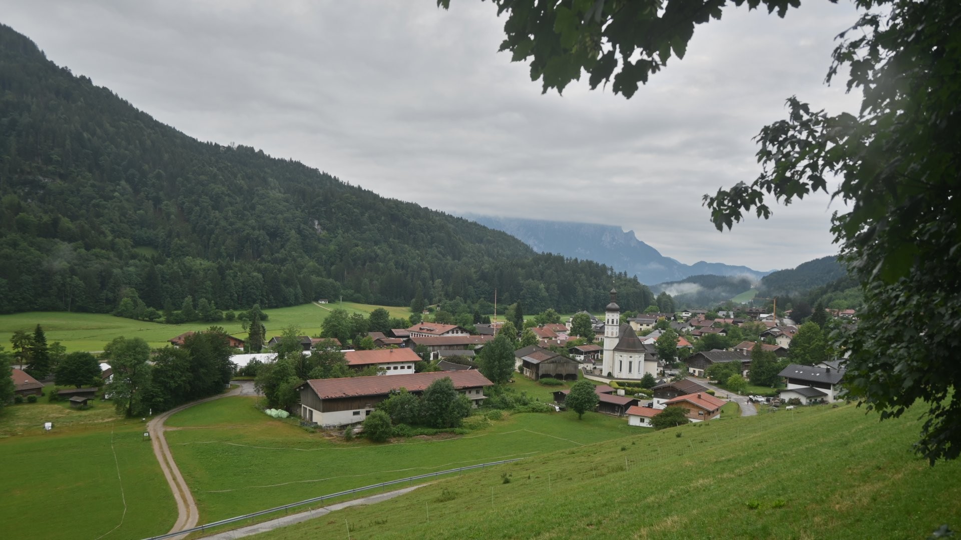 Archiv Foto Webcam Sachrang-Blick über Bergsteigerdorf