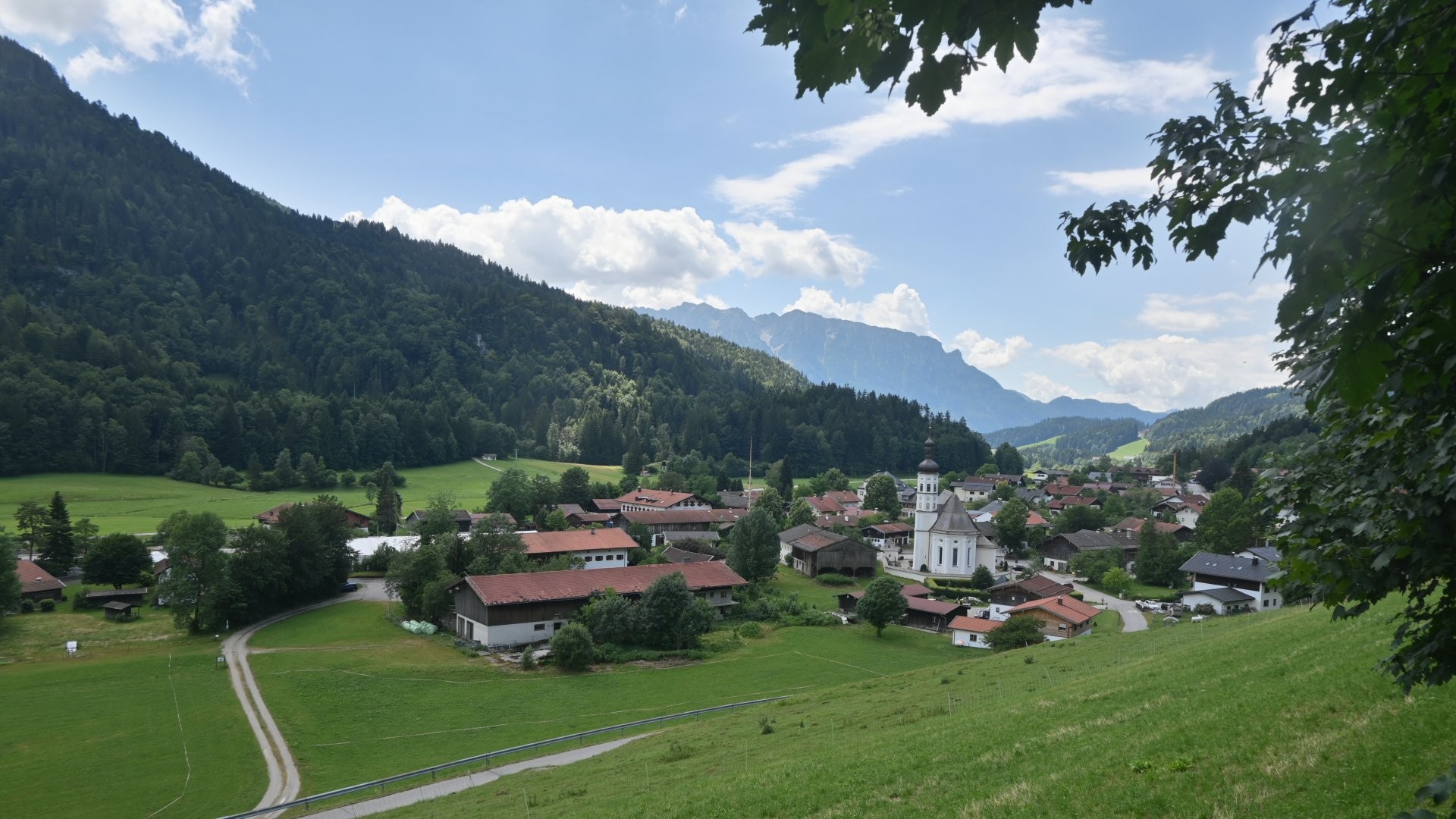 Archiv Foto Webcam Sachrang-Blick über Bergsteigerdorf