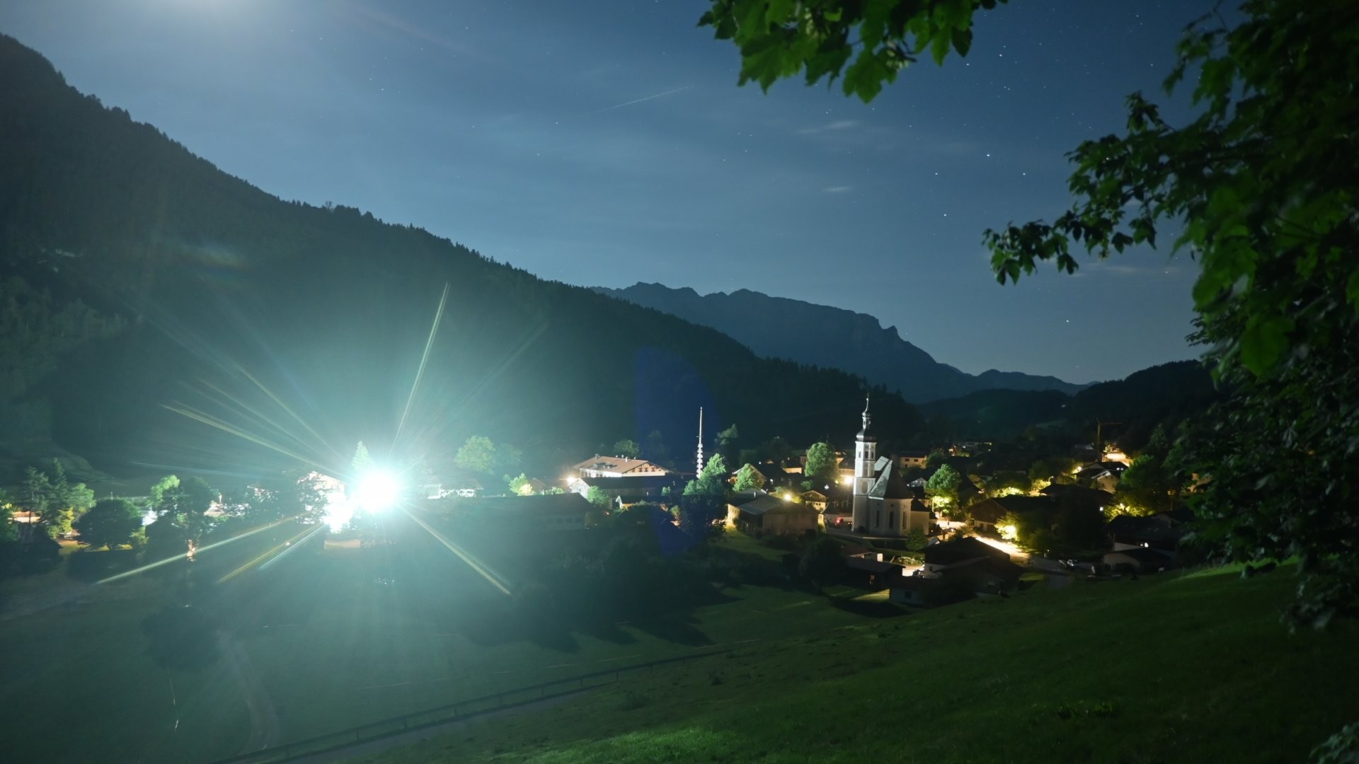 Archiv Foto Webcam Sachrang-Blick über Bergsteigerdorf