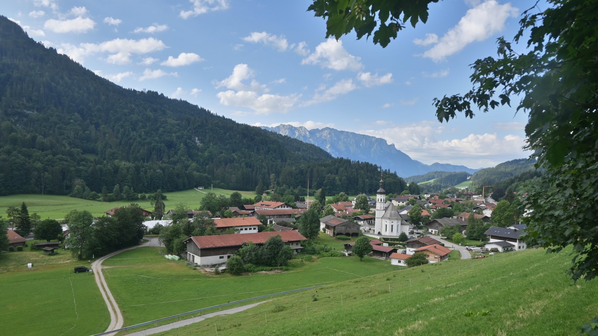 Archiv Foto Webcam Sachrang-Blick über Bergsteigerdorf