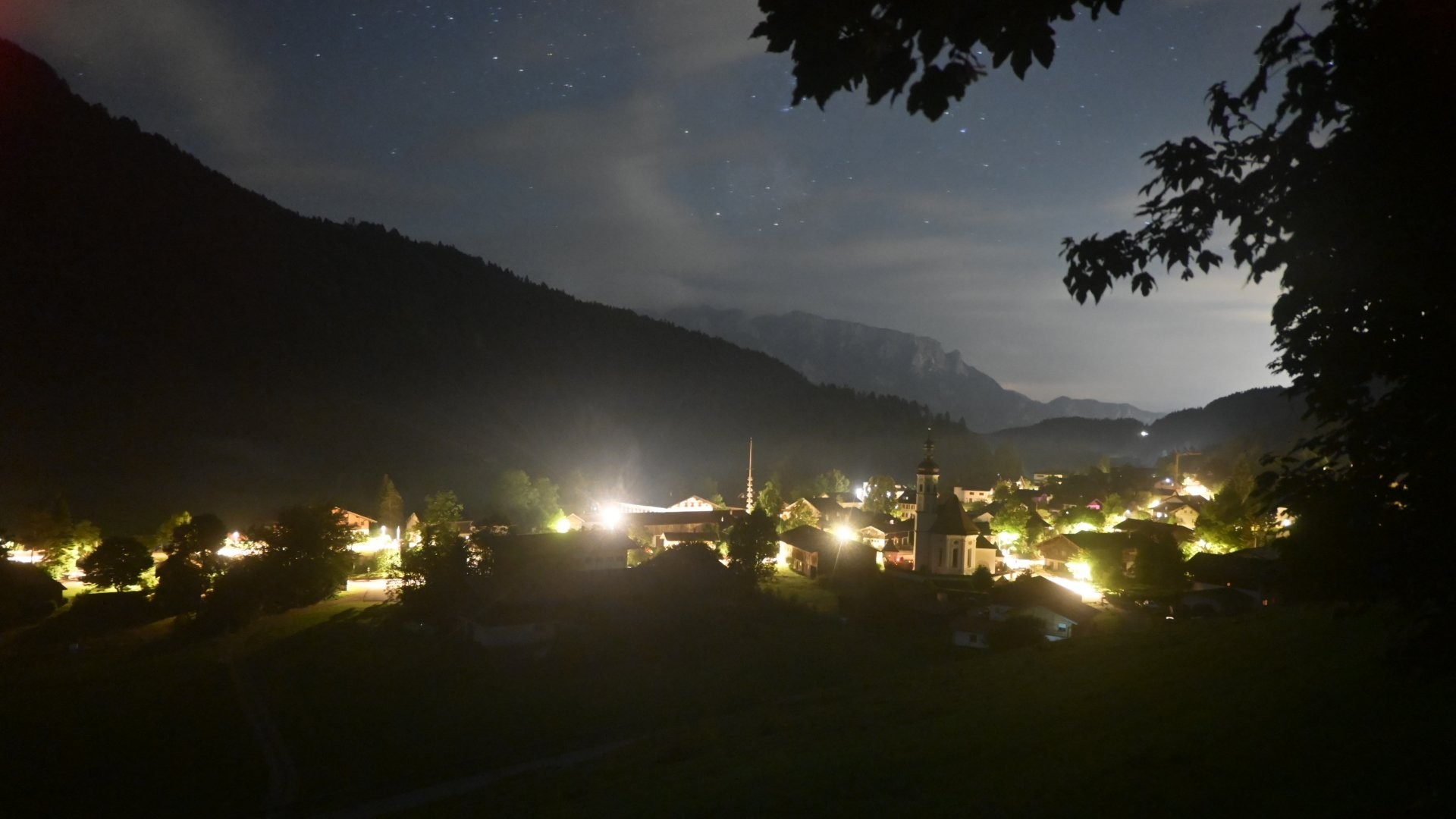 Archiv Foto Webcam Sachrang-Blick über Bergsteigerdorf