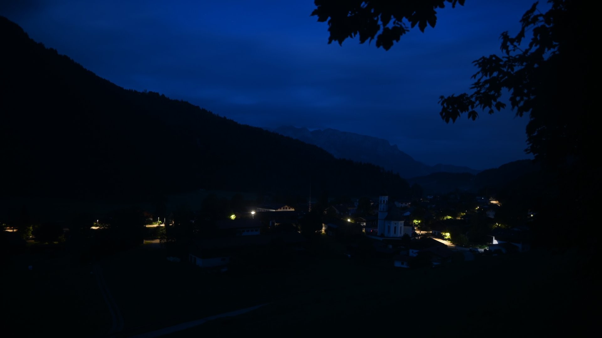 Archiv Foto Webcam Sachrang-Blick über Bergsteigerdorf
