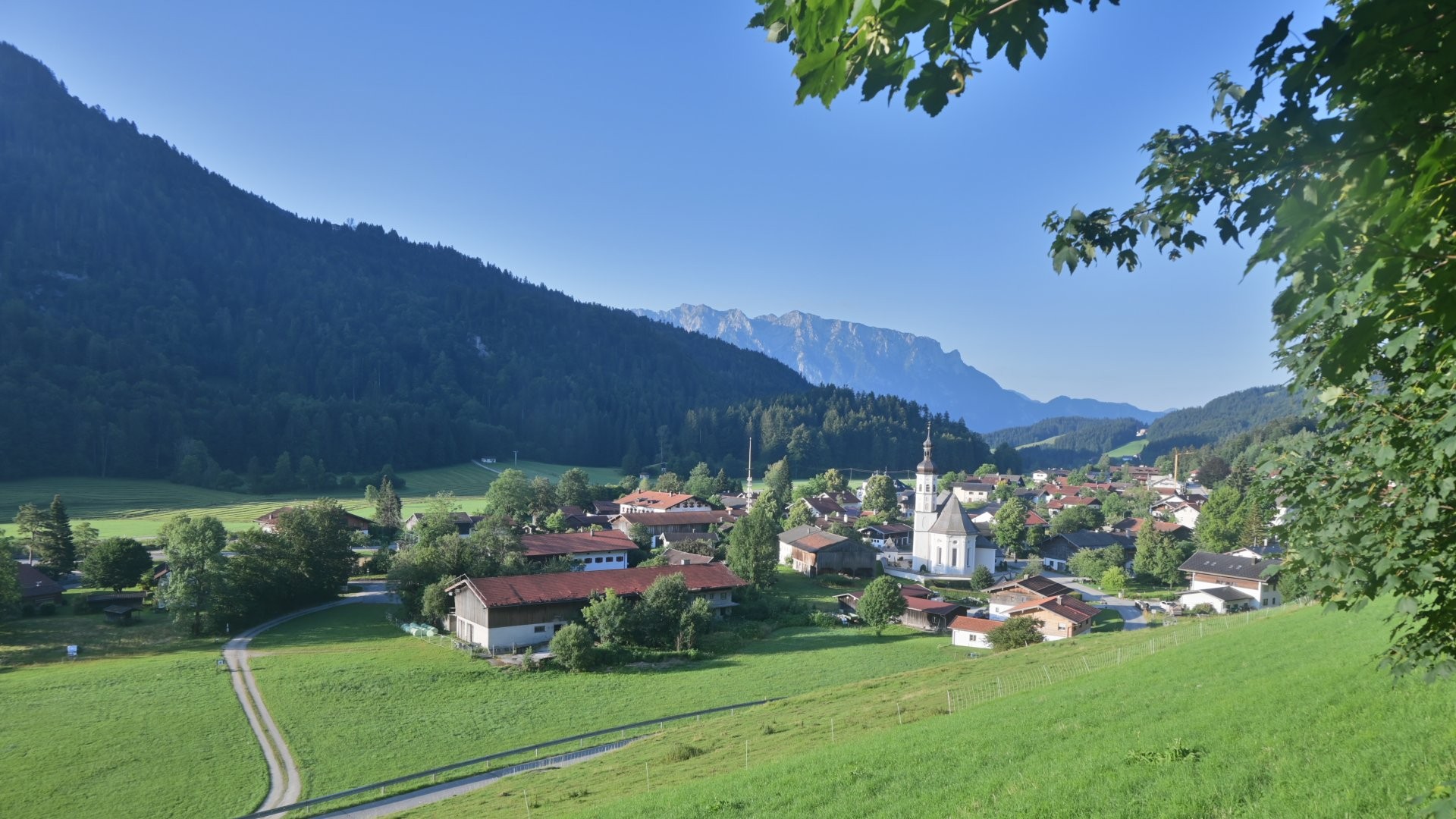 Archiv Foto Webcam Sachrang-Blick über Bergsteigerdorf