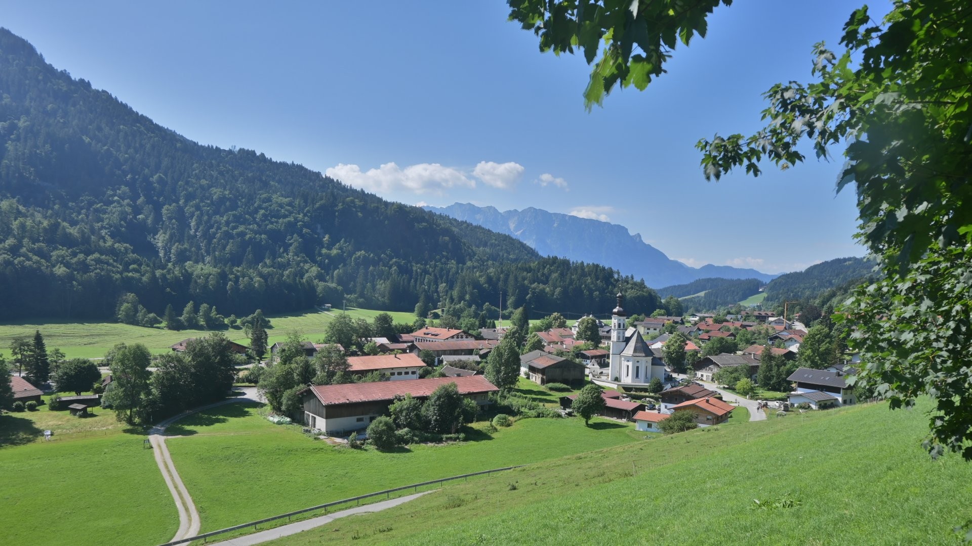 Archiv Foto Webcam Sachrang-Blick über Bergsteigerdorf