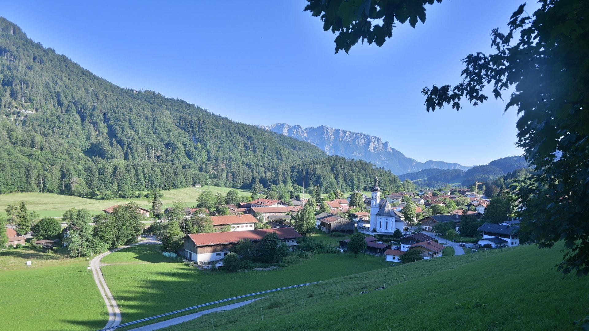 Archiv Foto Webcam Sachrang-Blick über Bergsteigerdorf