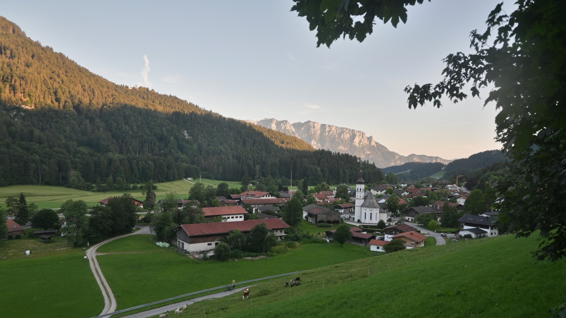 Archiv Foto Webcam Sachrang-Blick über Bergsteigerdorf
