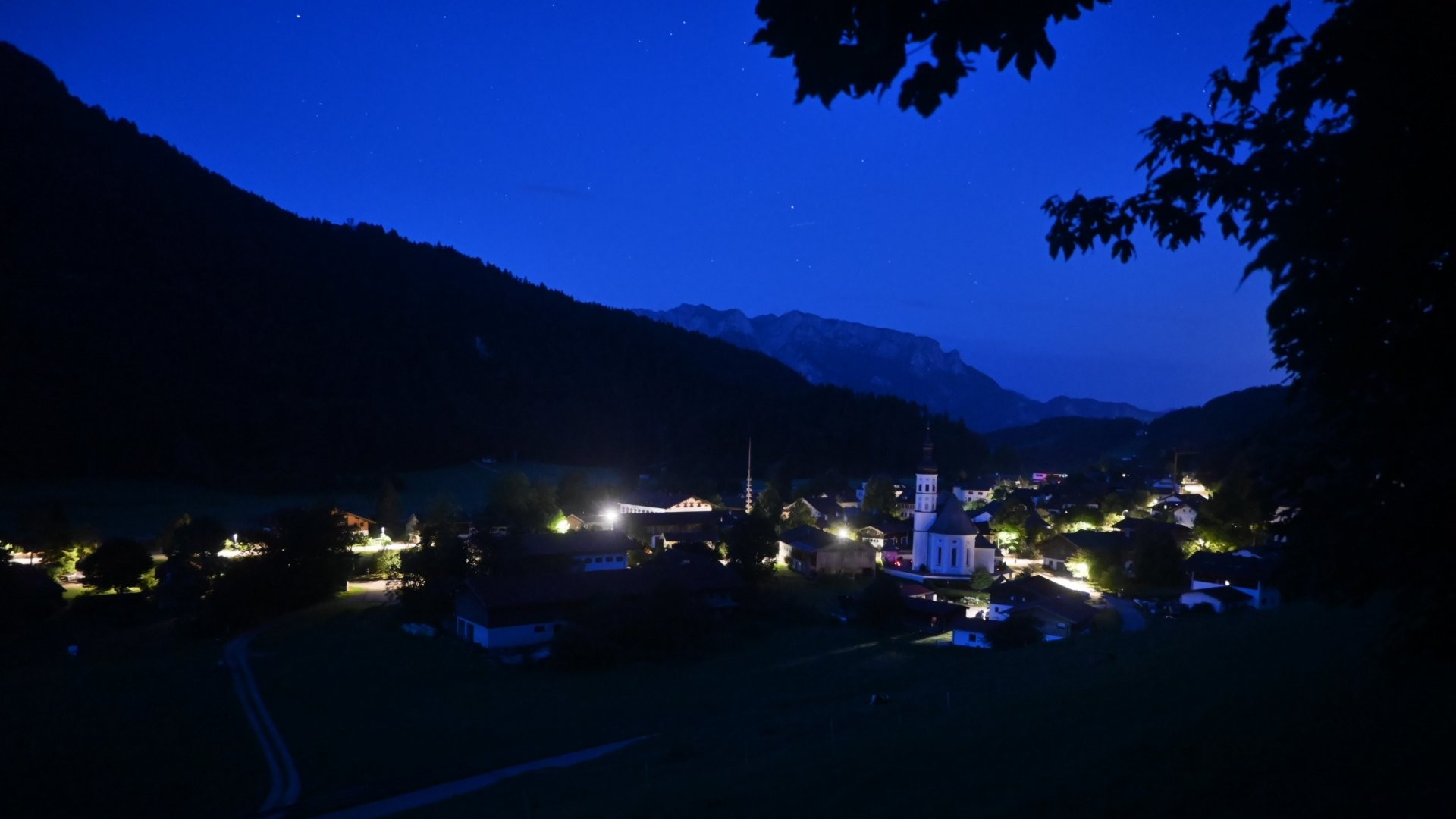 Archiv Foto Webcam Sachrang-Blick über Bergsteigerdorf