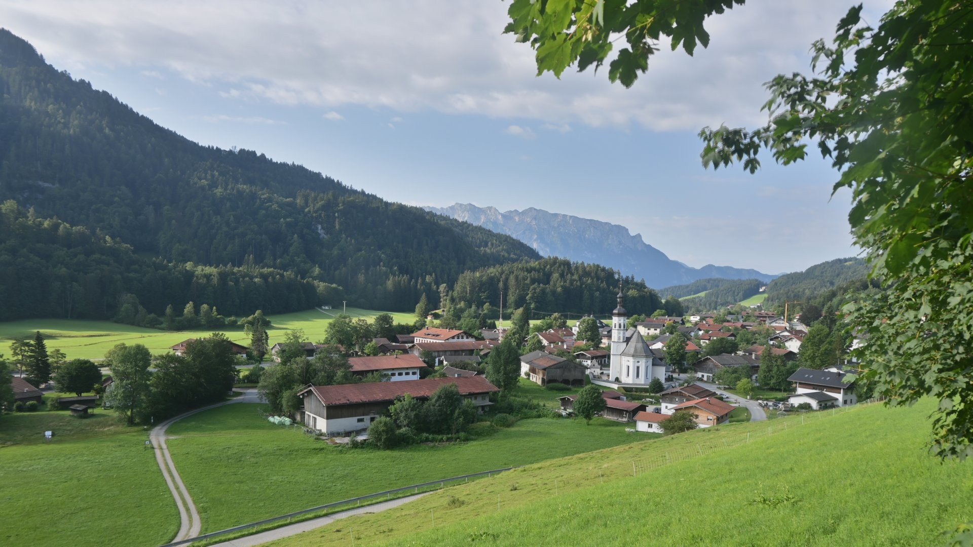 Archiv Foto Webcam Sachrang-Blick über Bergsteigerdorf