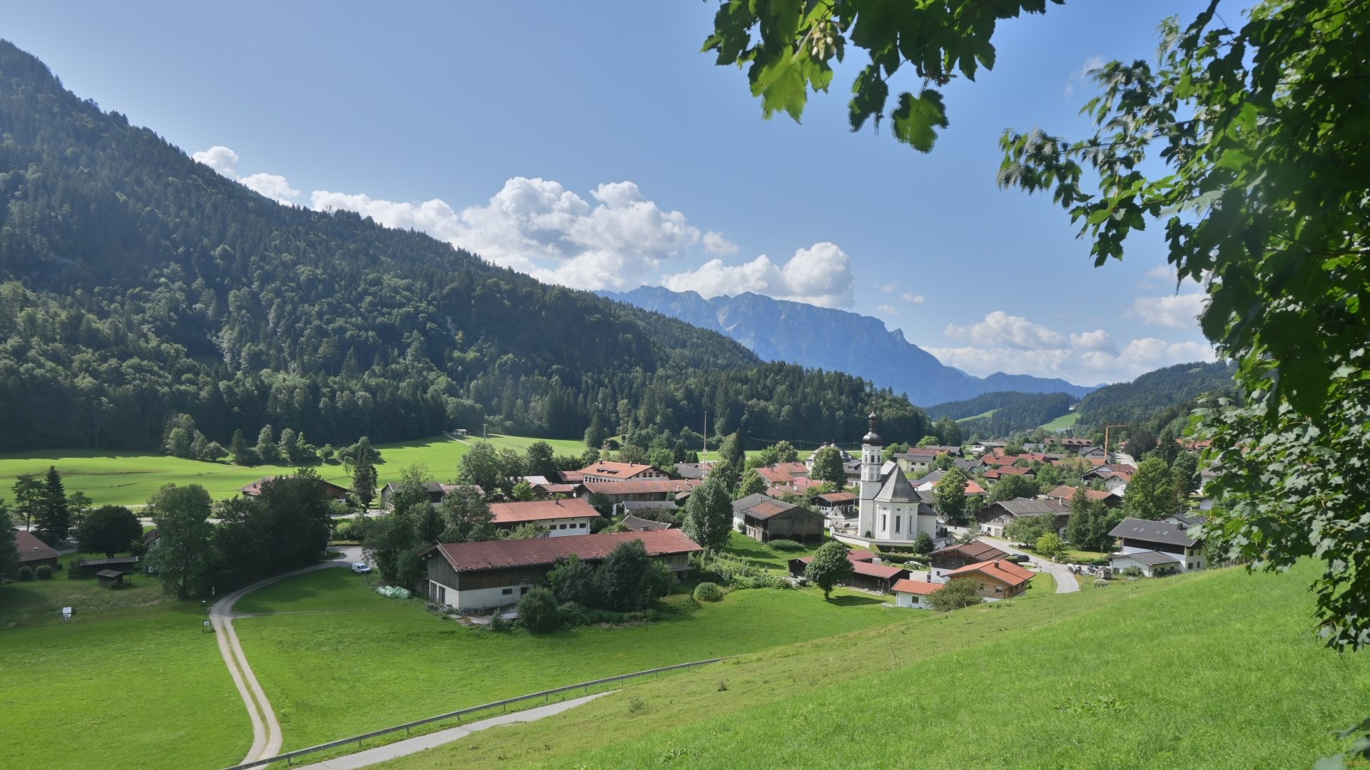 Archiv Foto Webcam Sachrang-Blick über Bergsteigerdorf
