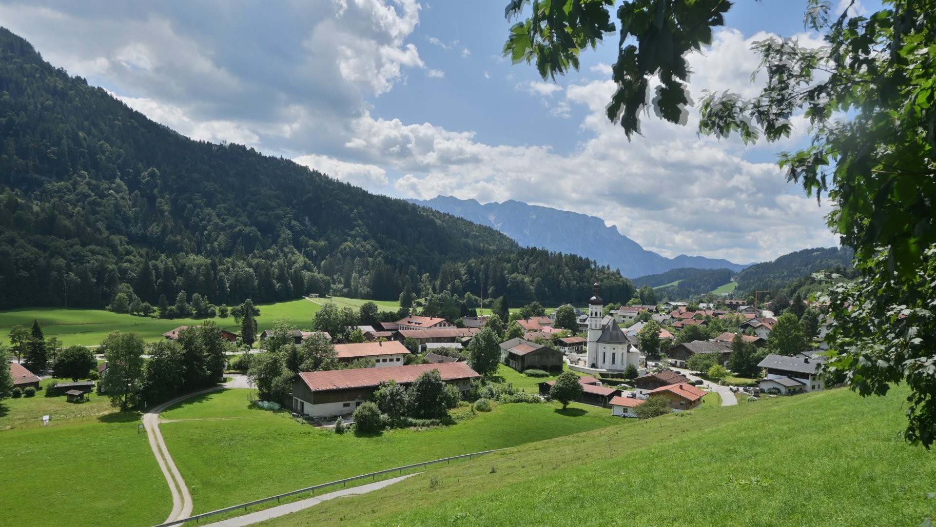 Archiv Foto Webcam Sachrang-Blick über Bergsteigerdorf