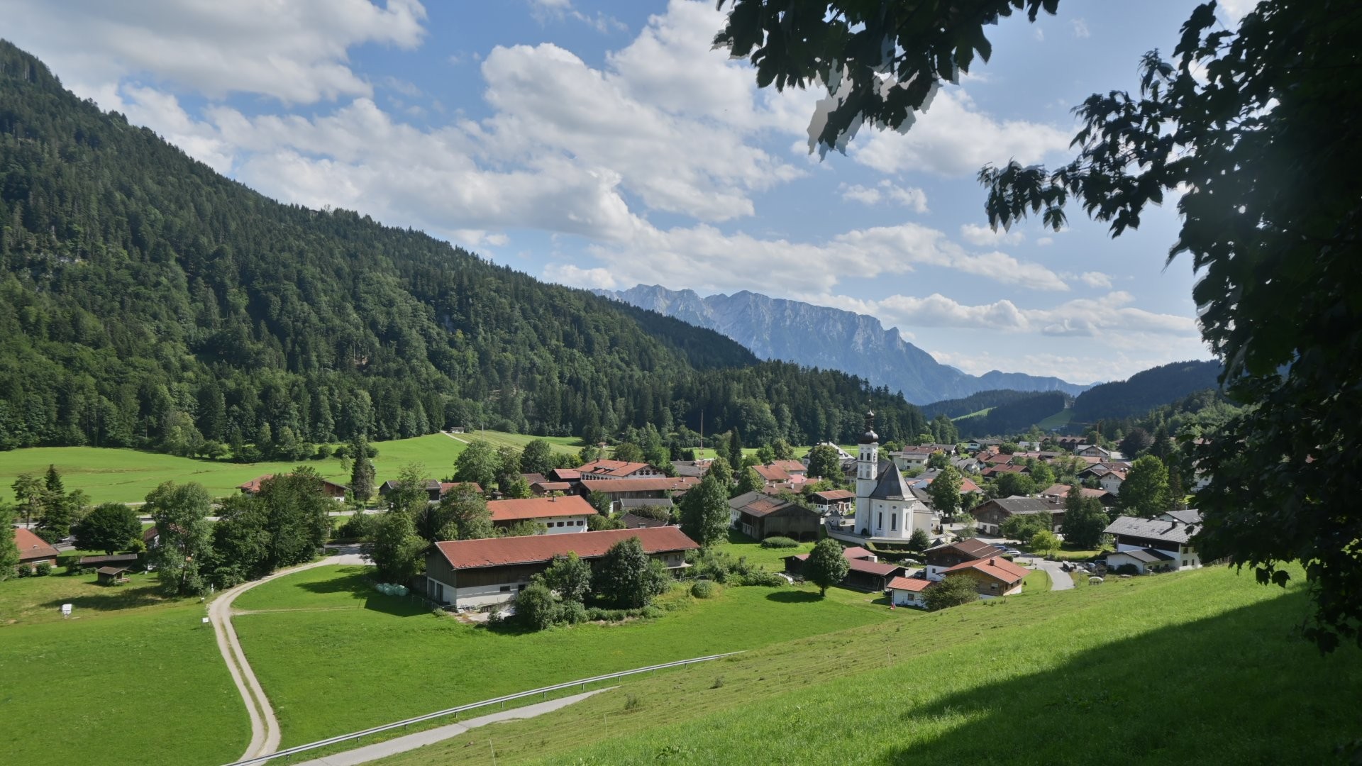 Archiv Foto Webcam Sachrang-Blick über Bergsteigerdorf