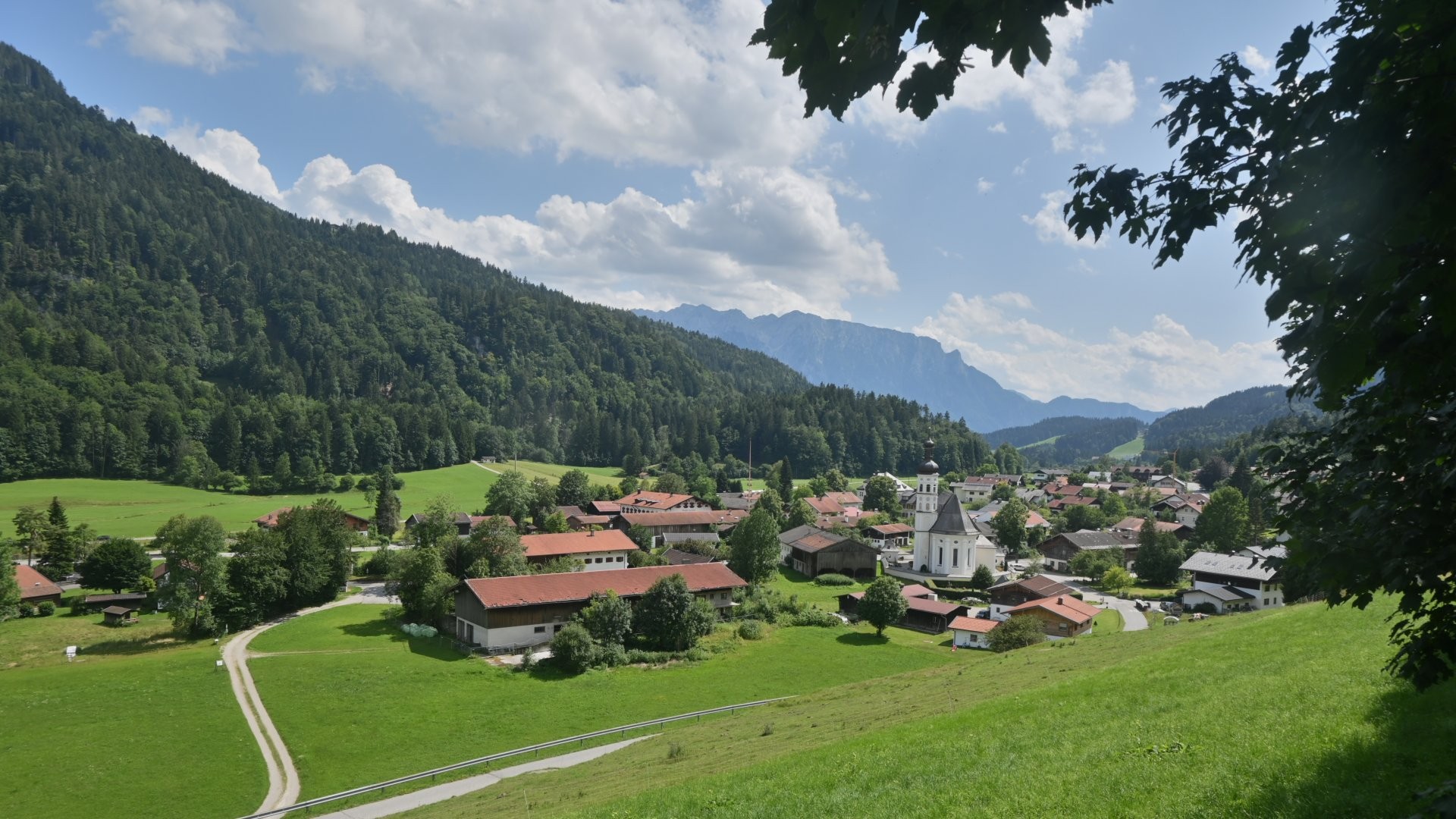 Archiv Foto Webcam Sachrang-Blick über Bergsteigerdorf