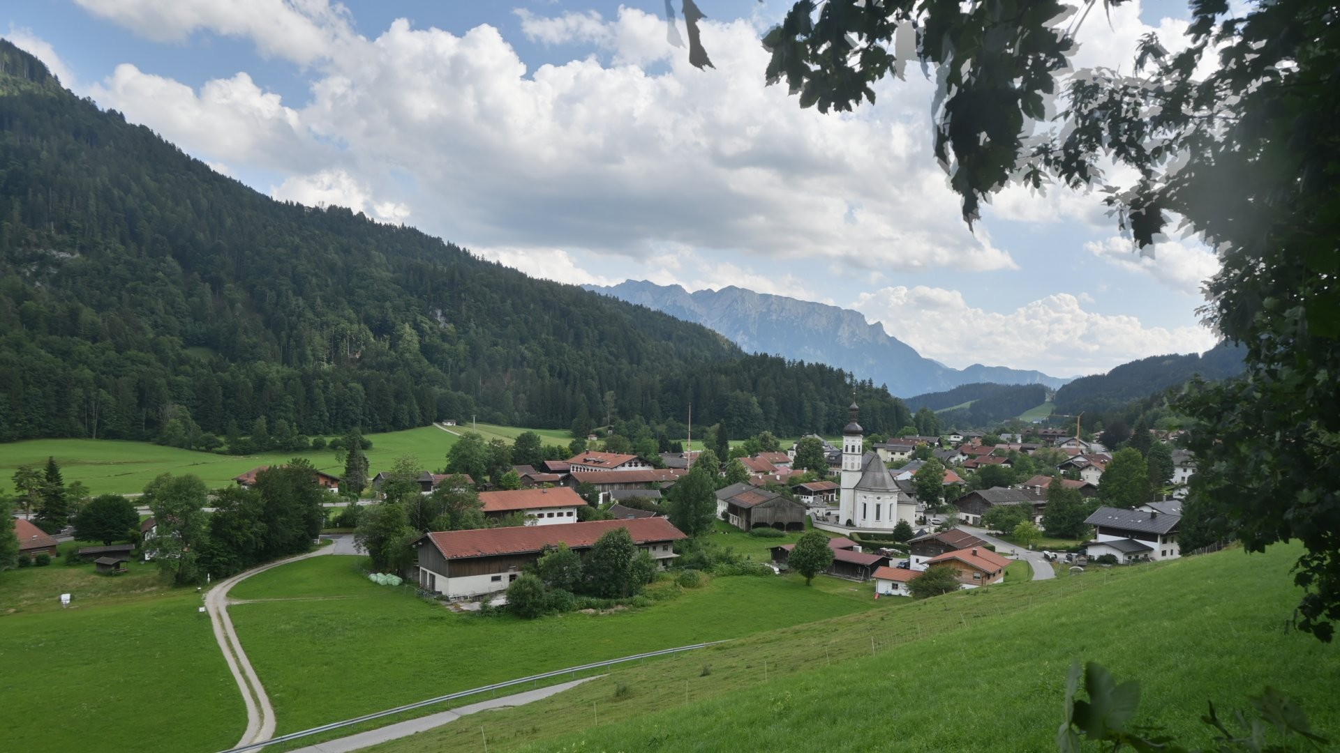 Archiv Foto Webcam Sachrang-Blick über Bergsteigerdorf