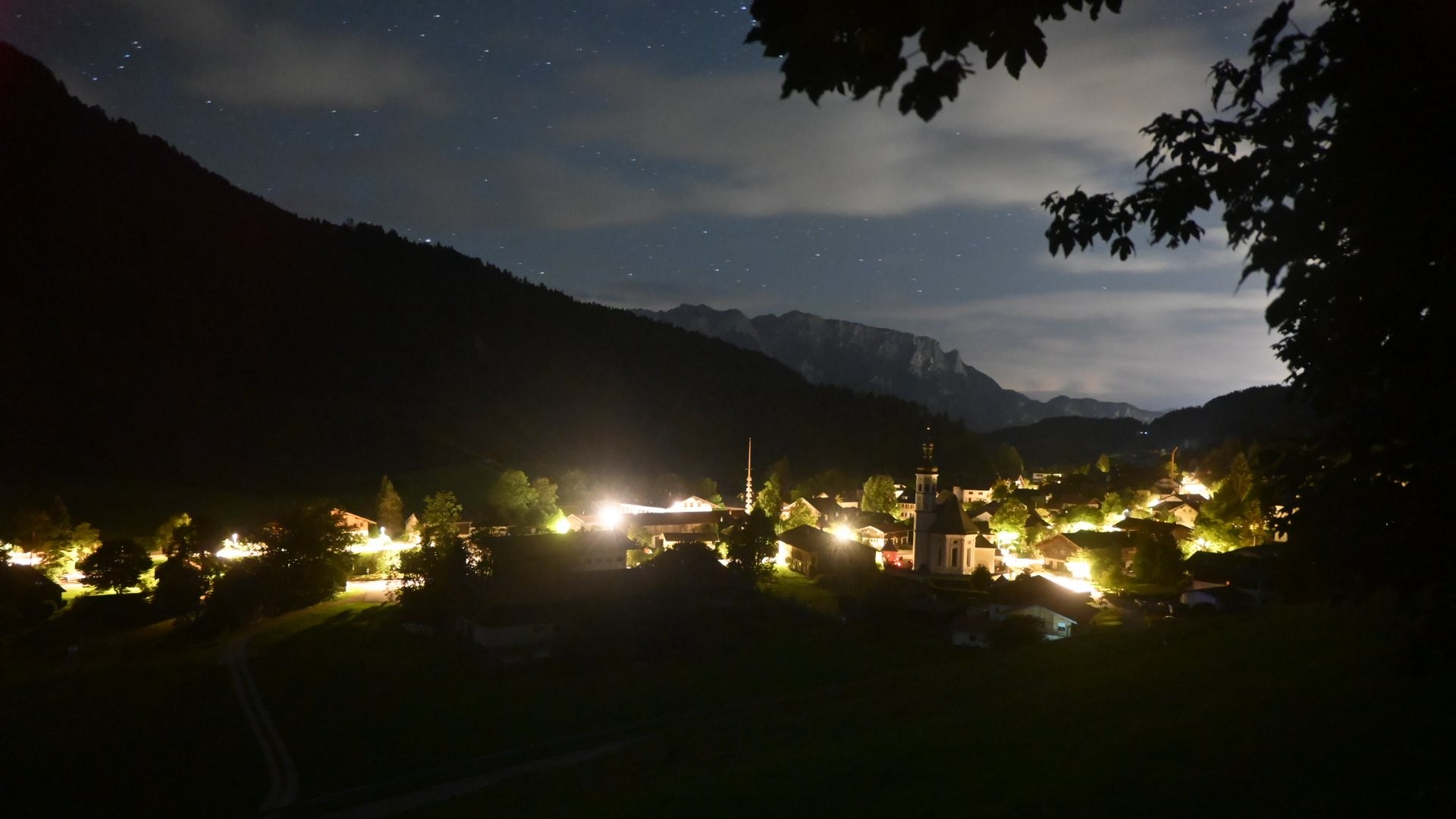 Archiv Foto Webcam Sachrang-Blick über Bergsteigerdorf
