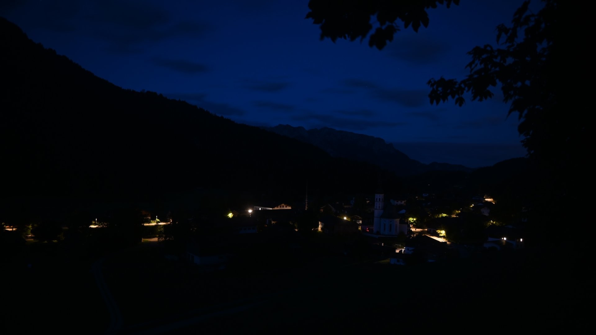 Archiv Foto Webcam Sachrang-Blick über Bergsteigerdorf