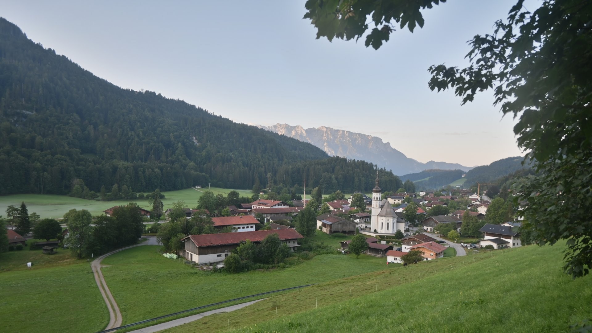 Archiv Foto Webcam Sachrang-Blick über Bergsteigerdorf