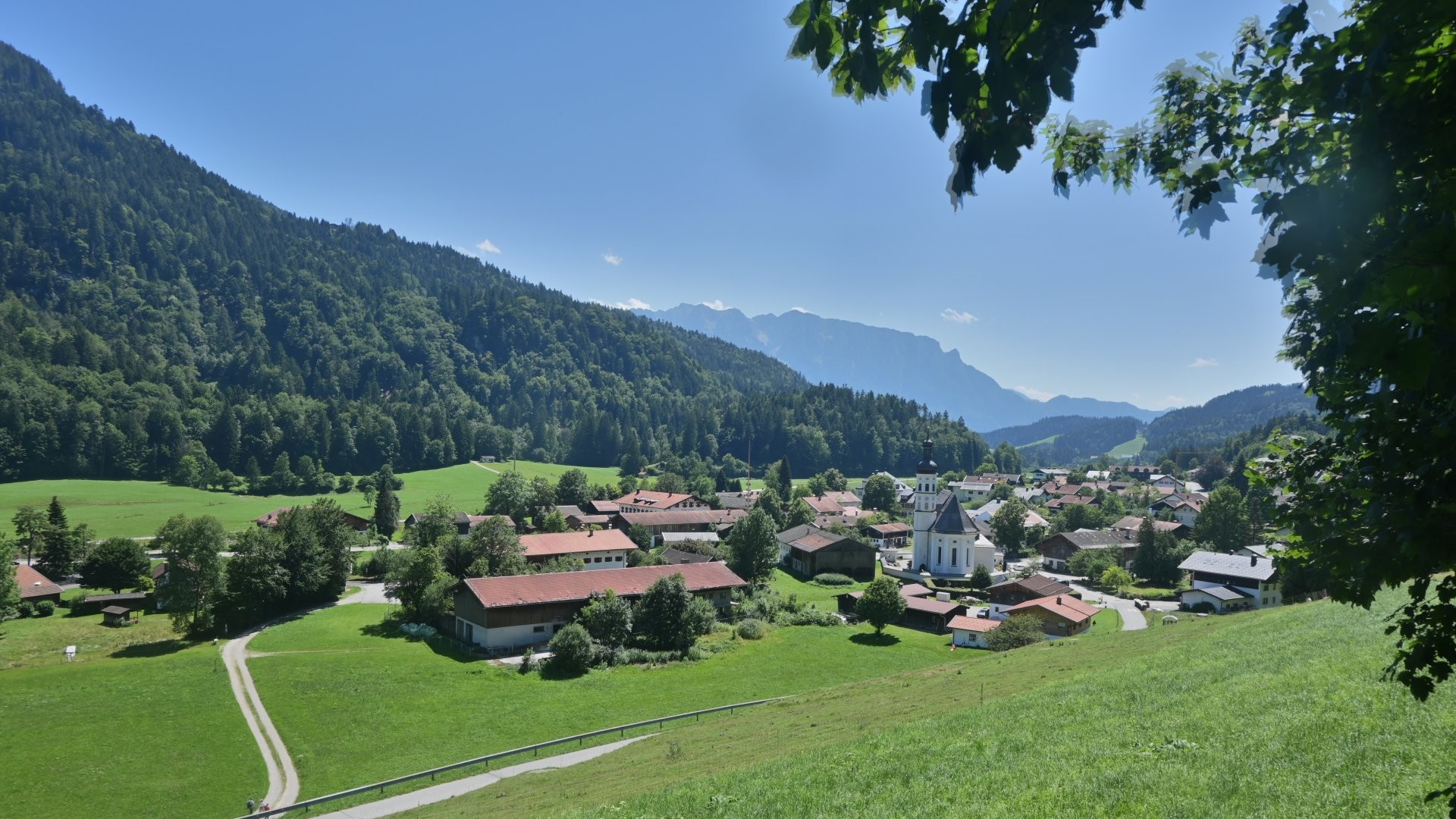 Archiv Foto Webcam Sachrang-Blick über Bergsteigerdorf