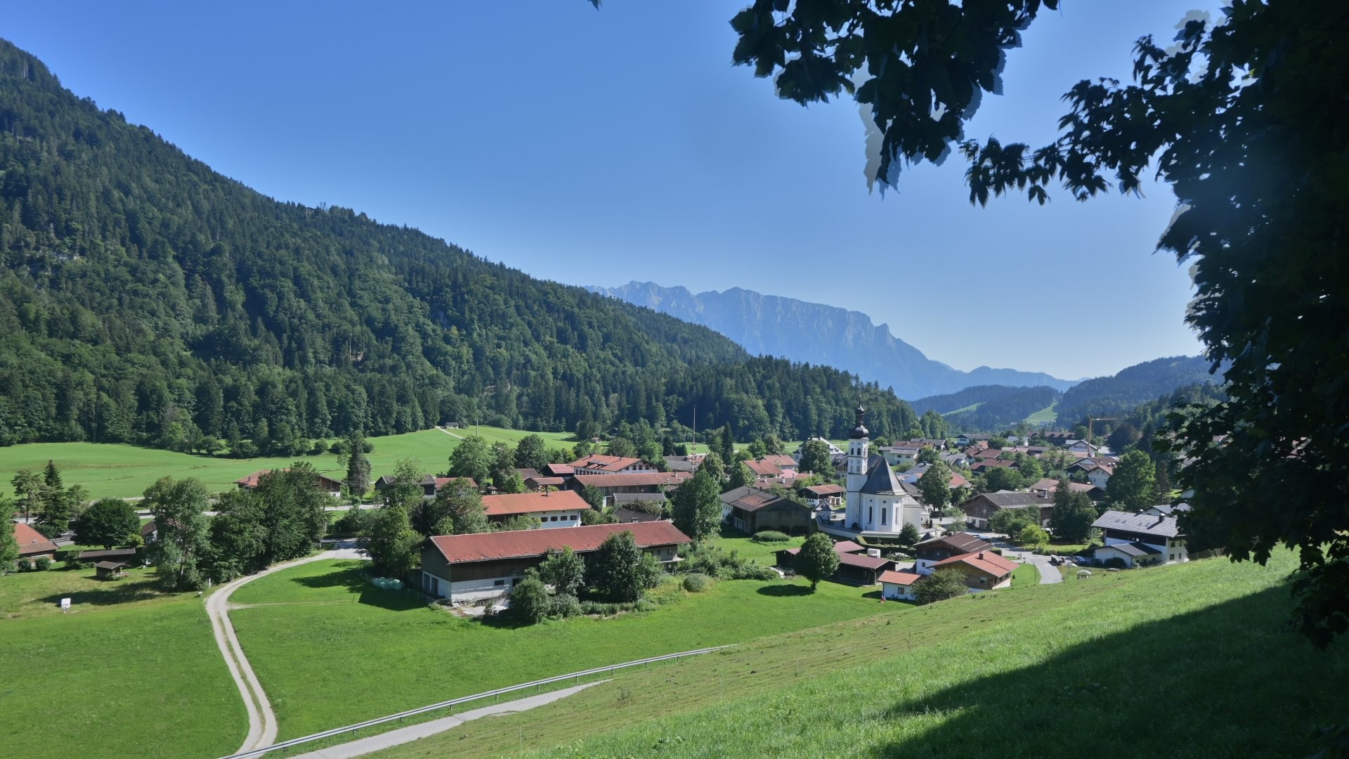 Archiv Foto Webcam Sachrang-Blick über Bergsteigerdorf