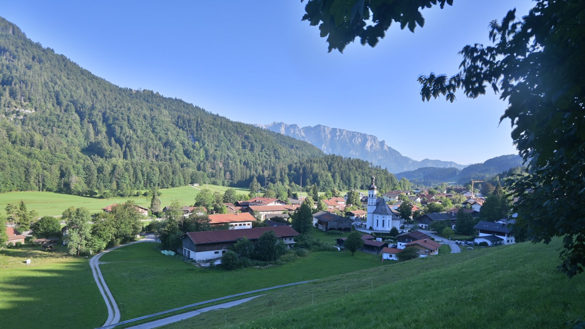 Archiv Foto Webcam Sachrang-Blick über Bergsteigerdorf