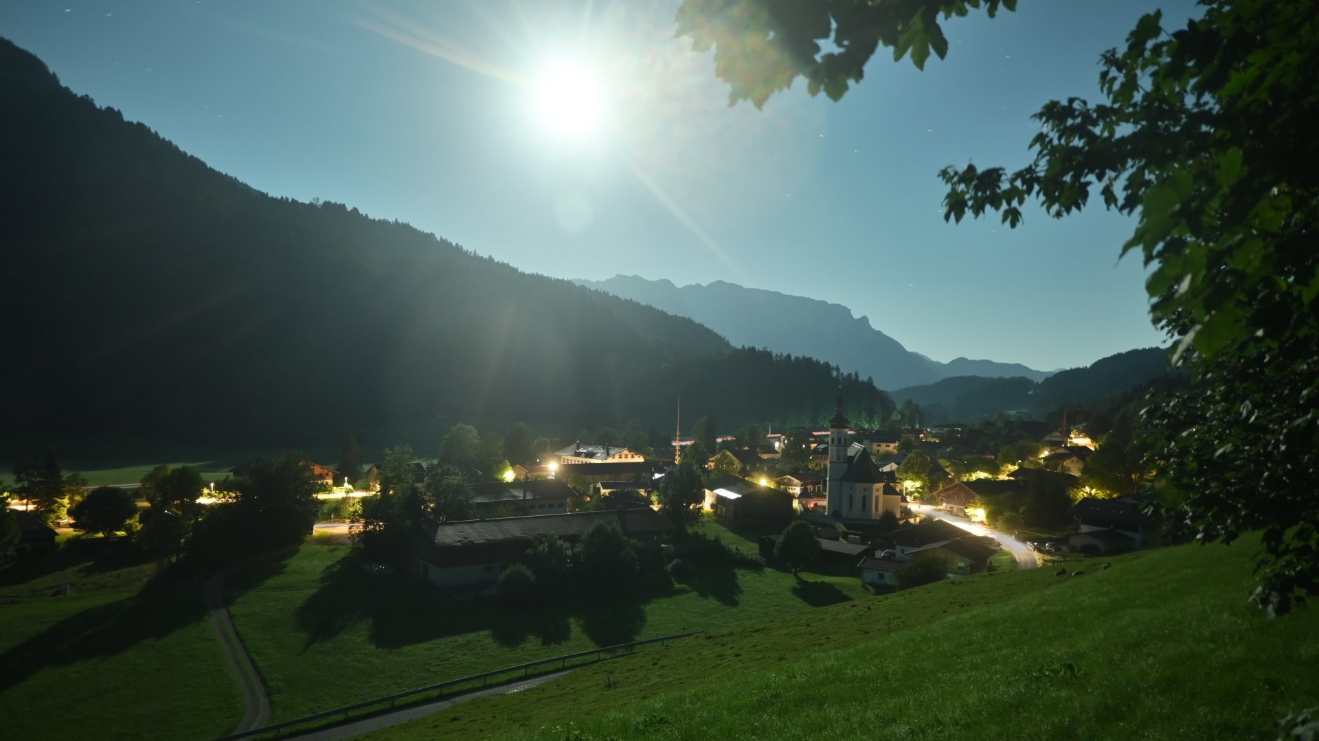 Archiv Foto Webcam Sachrang-Blick über Bergsteigerdorf