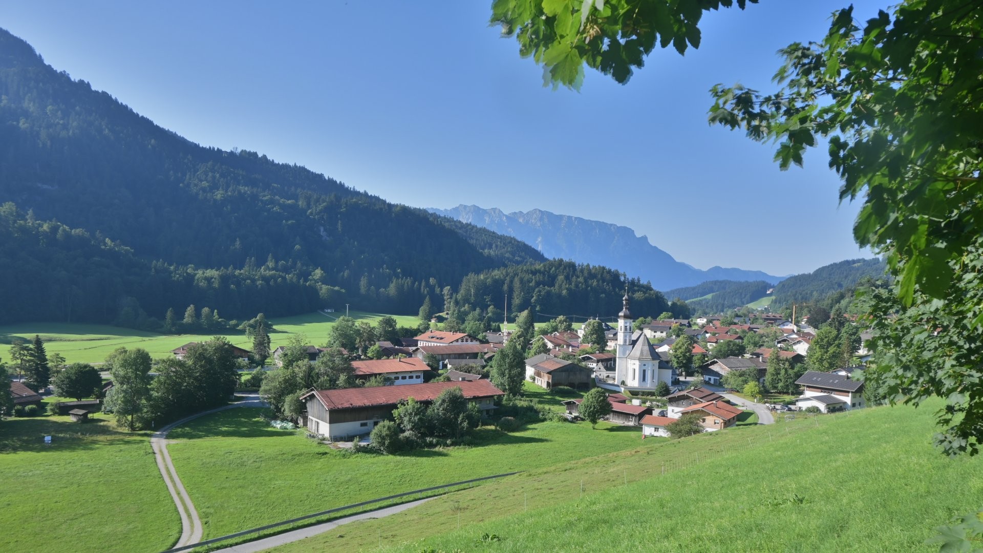 Archiv Foto Webcam Sachrang-Blick über Bergsteigerdorf