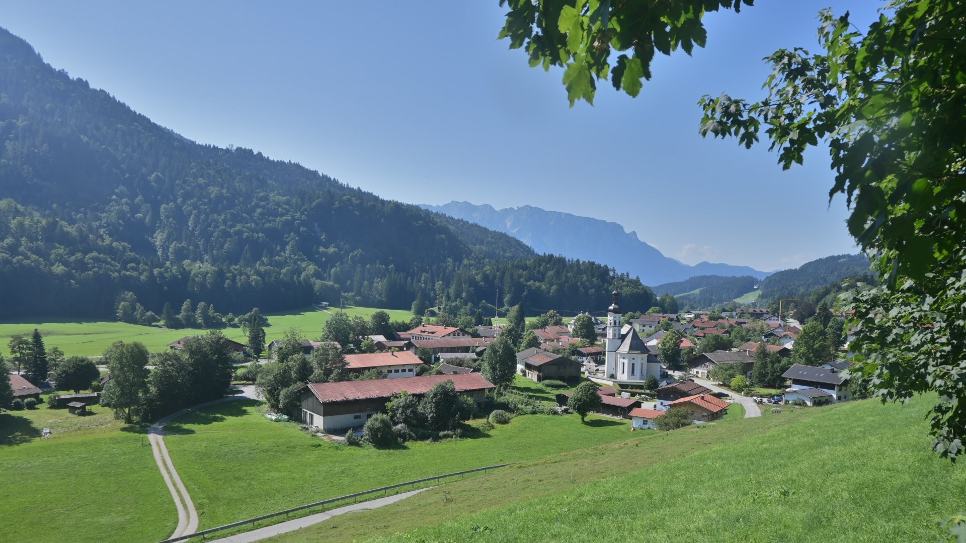 Archiv Foto Webcam Sachrang-Blick über Bergsteigerdorf