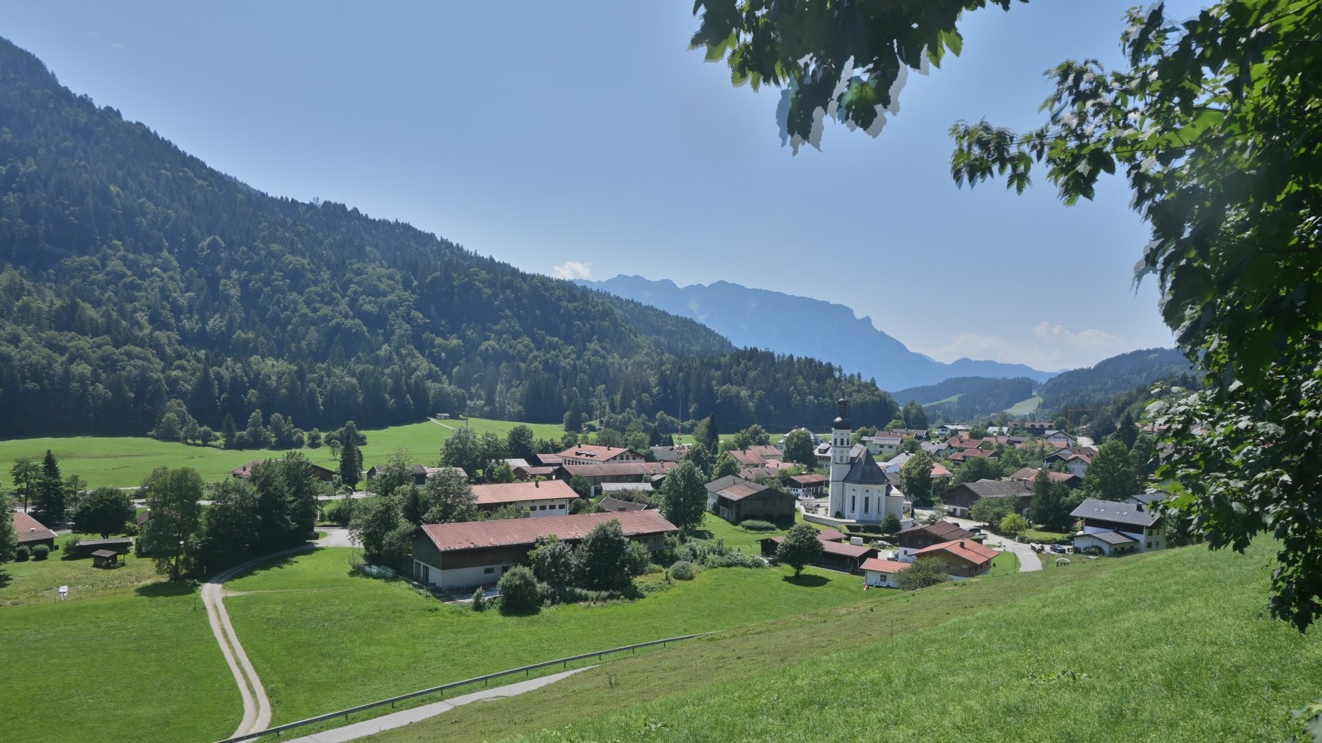 Archiv Foto Webcam Sachrang-Blick über Bergsteigerdorf