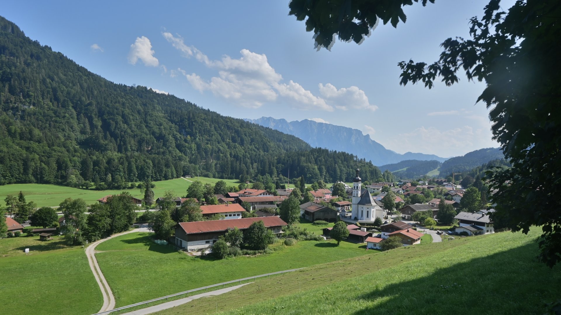 Archiv Foto Webcam Sachrang-Blick über Bergsteigerdorf