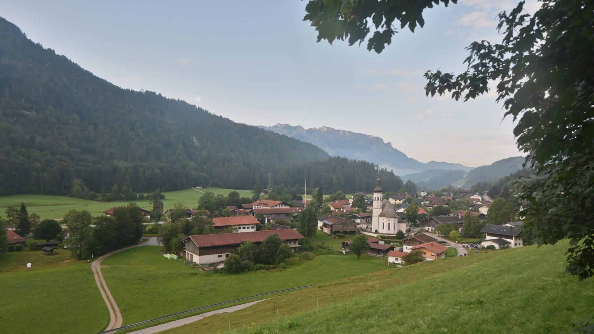 Archiv Foto Webcam Sachrang-Blick über Bergsteigerdorf