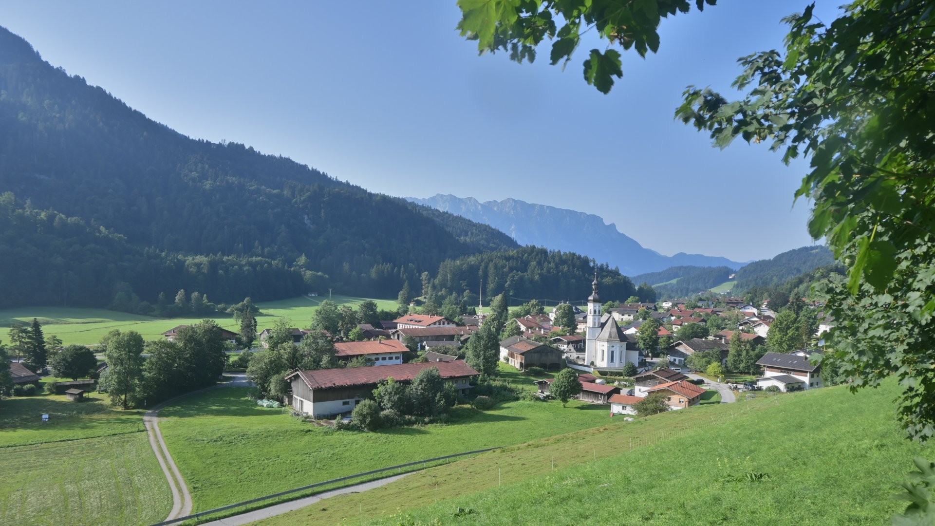 Archiv Foto Webcam Sachrang-Blick über Bergsteigerdorf