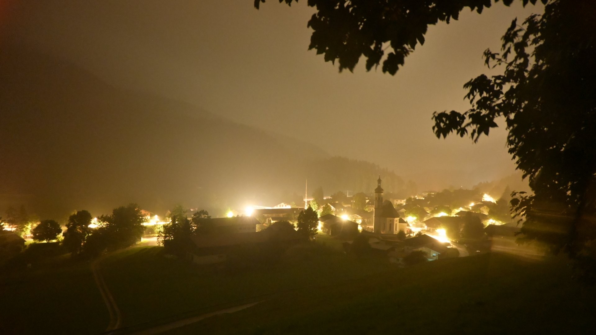 Archiv Foto Webcam Sachrang-Blick über Bergsteigerdorf