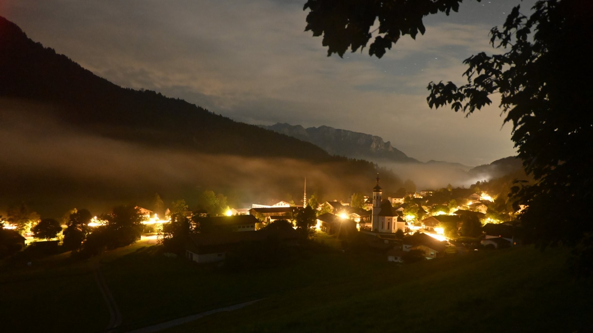 Archiv Foto Webcam Sachrang-Blick über Bergsteigerdorf