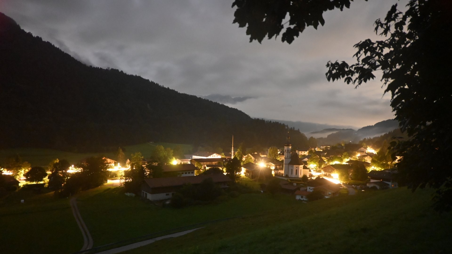 Archiv Foto Webcam Sachrang-Blick über Bergsteigerdorf