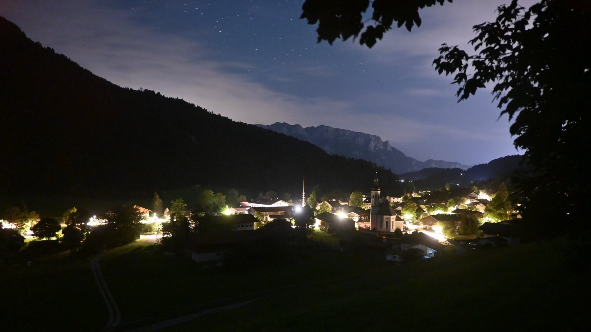 Archiv Foto Webcam Sachrang-Blick über Bergsteigerdorf