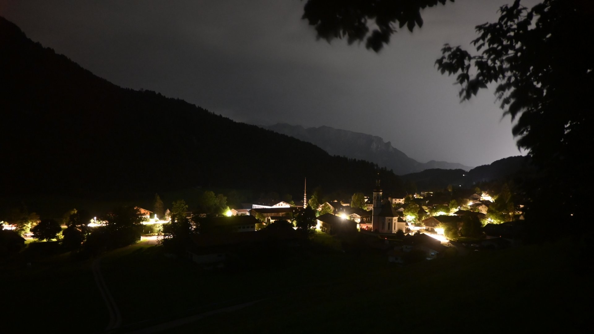 Archiv Foto Webcam Sachrang-Blick über Bergsteigerdorf