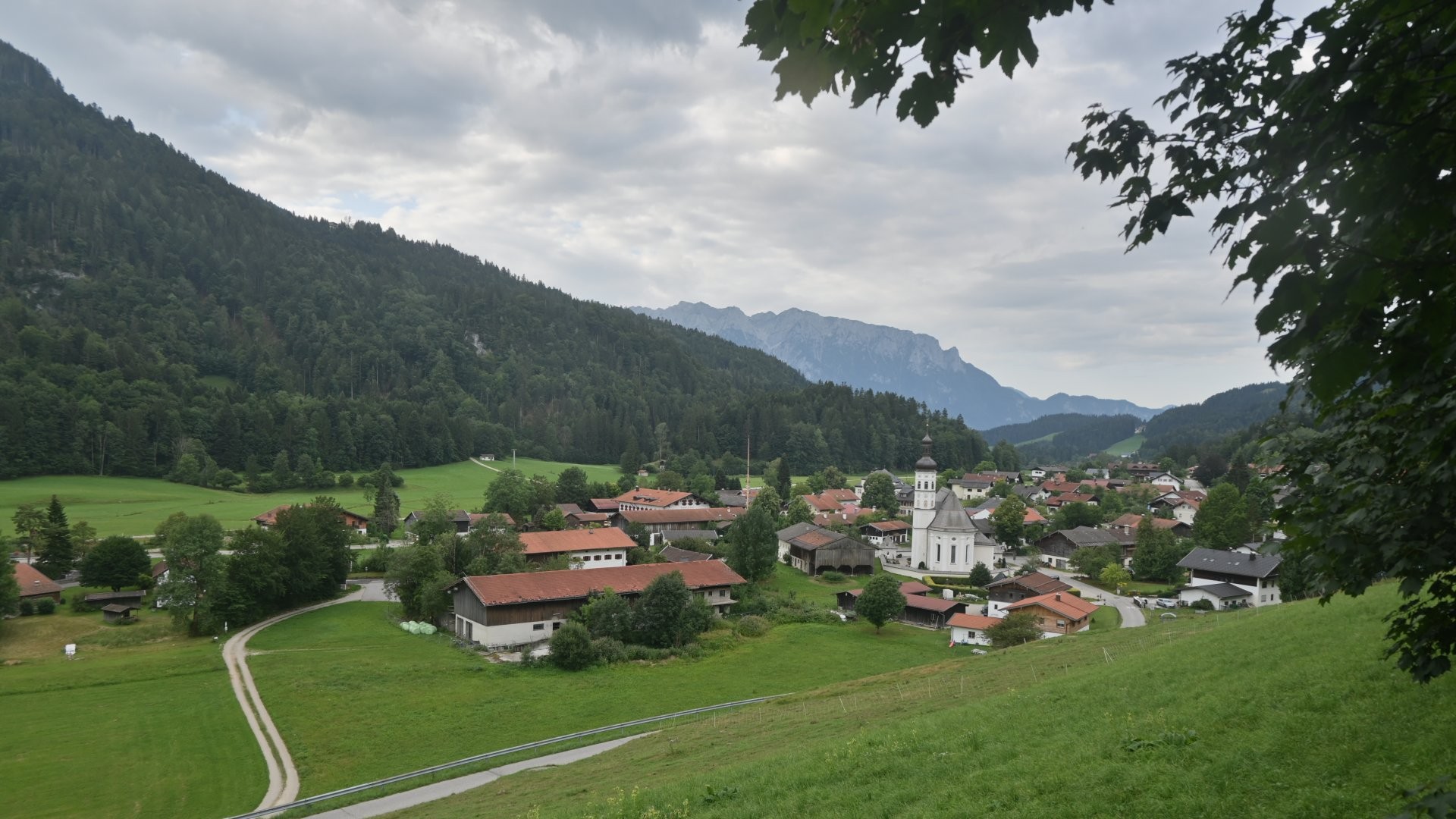 Archiv Foto Webcam Sachrang-Blick über Bergsteigerdorf
