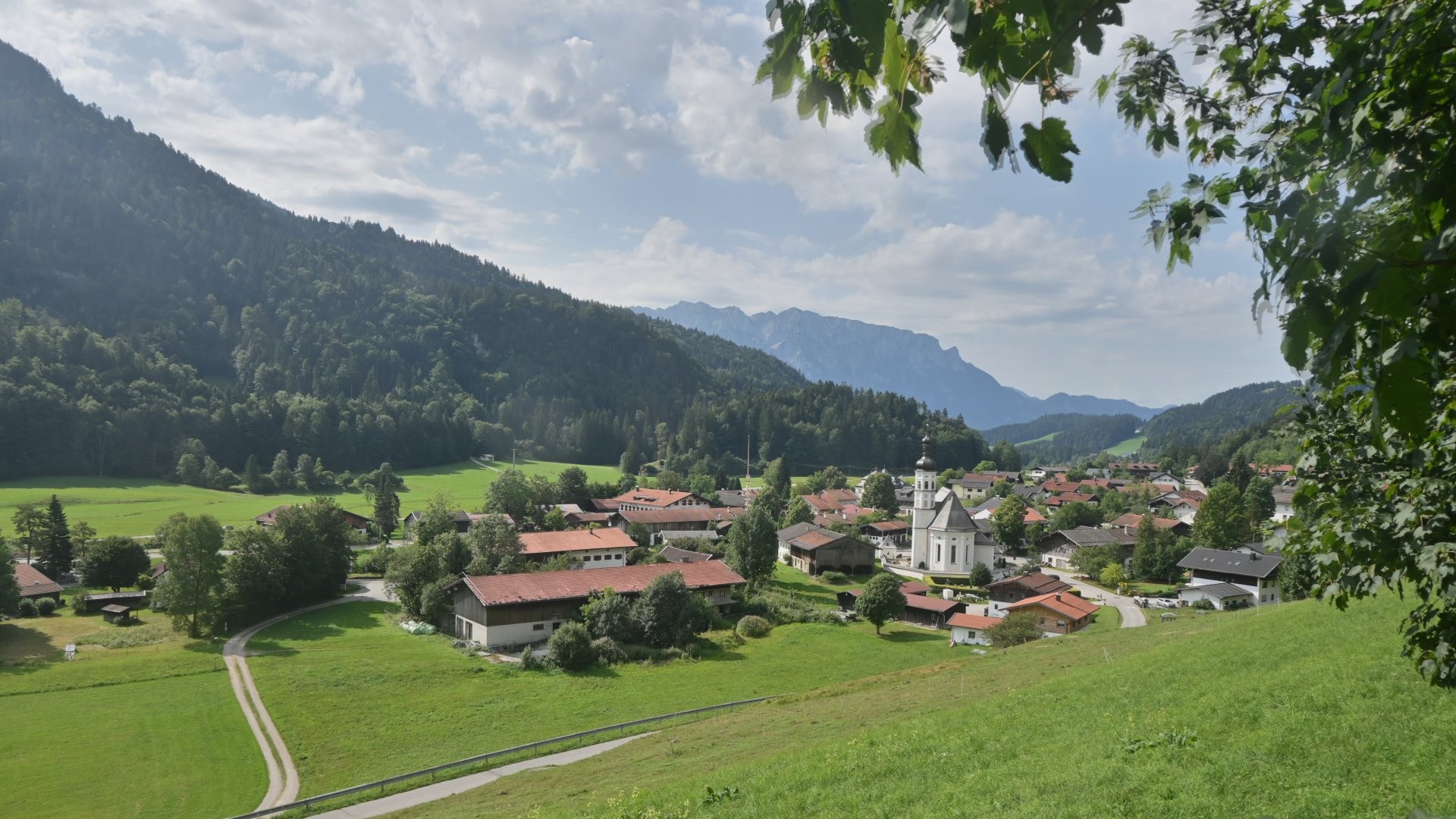 Archiv Foto Webcam Sachrang-Blick über Bergsteigerdorf