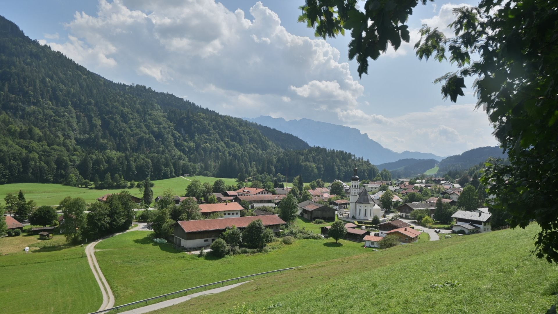Archiv Foto Webcam Sachrang-Blick über Bergsteigerdorf