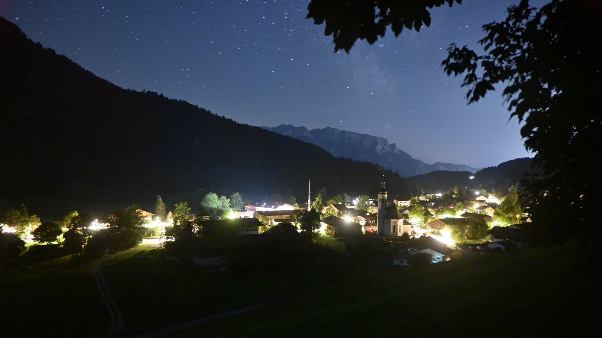 Archiv Foto Webcam Sachrang-Blick über Bergsteigerdorf